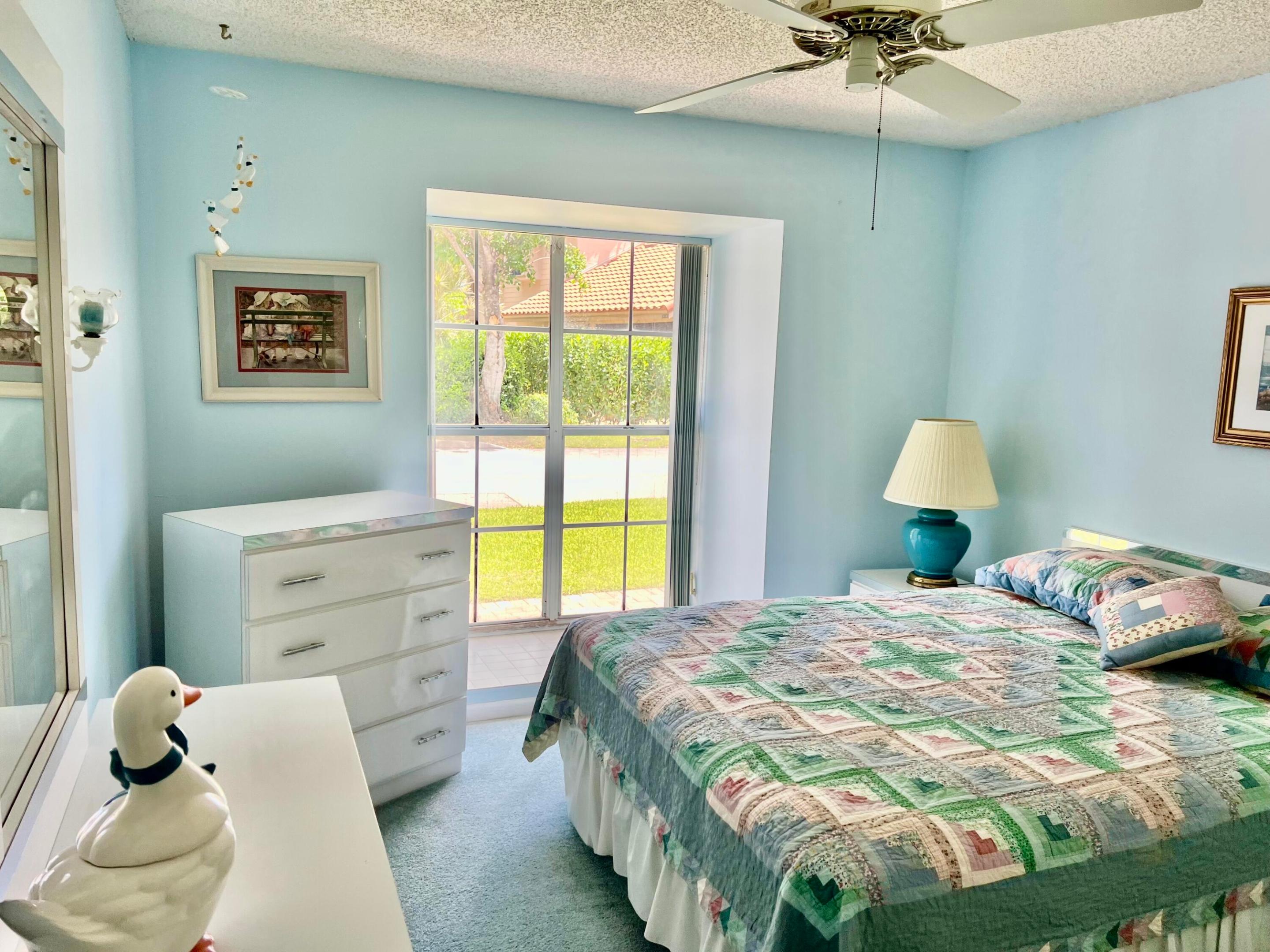CYPRESS GLEN TOWNHOMES CONDO - Residential