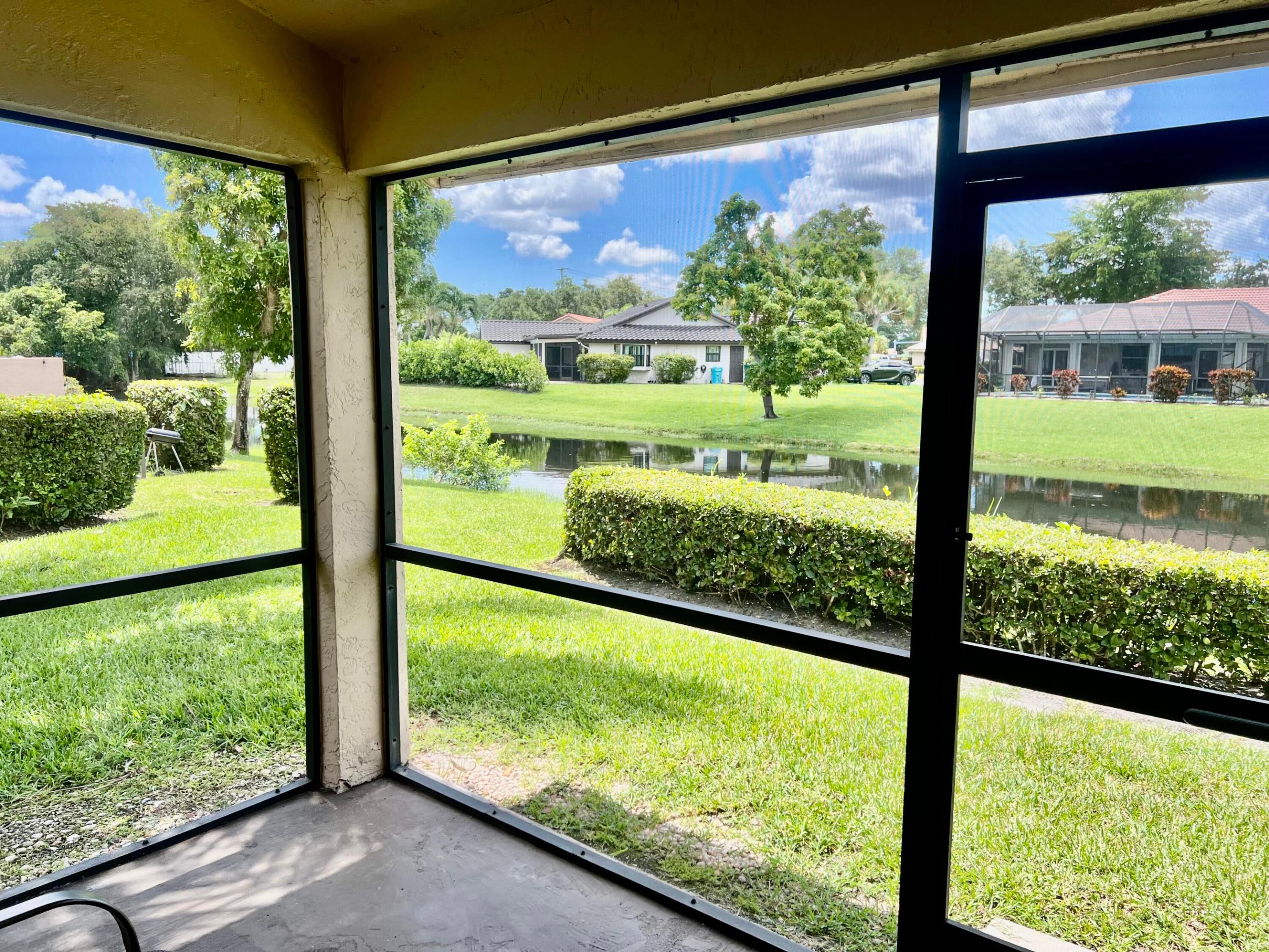 CYPRESS GLEN TOWNHOMES CONDO - Residential