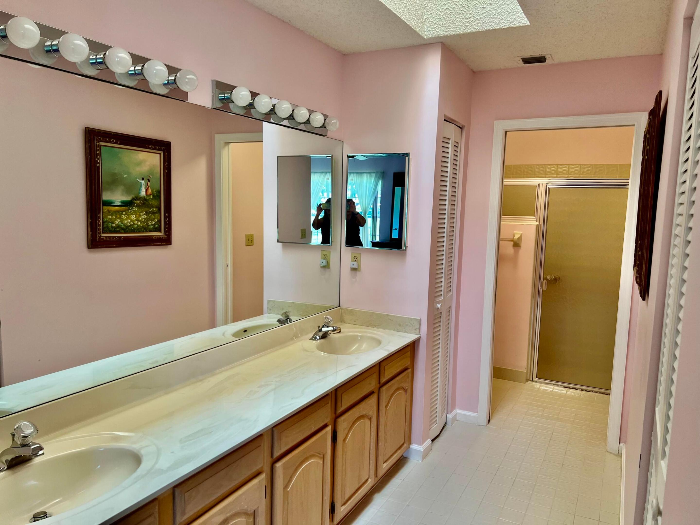 CYPRESS GLEN TOWNHOMES CONDO - Residential
