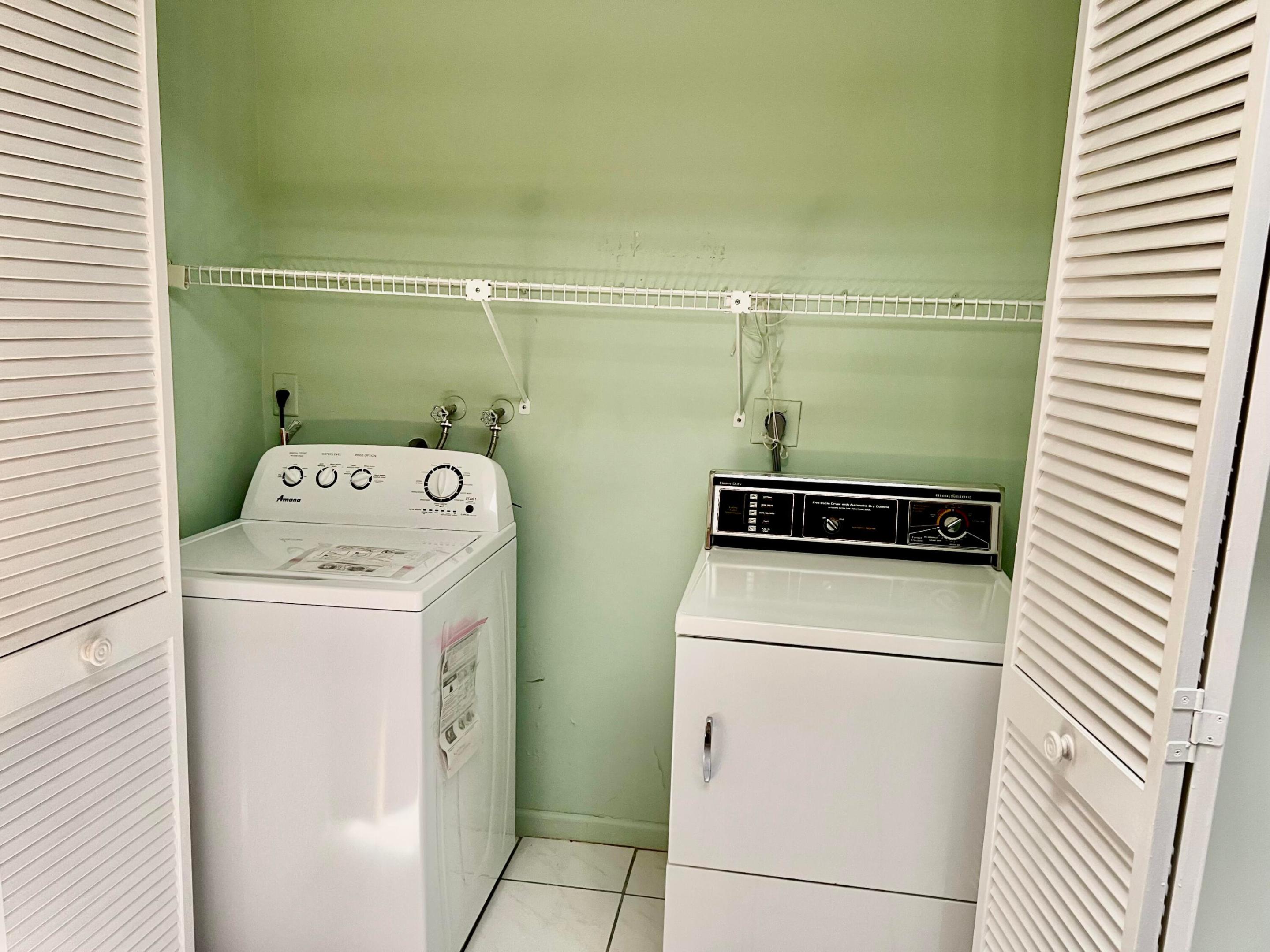 CYPRESS GLEN TOWNHOMES CONDO - Residential