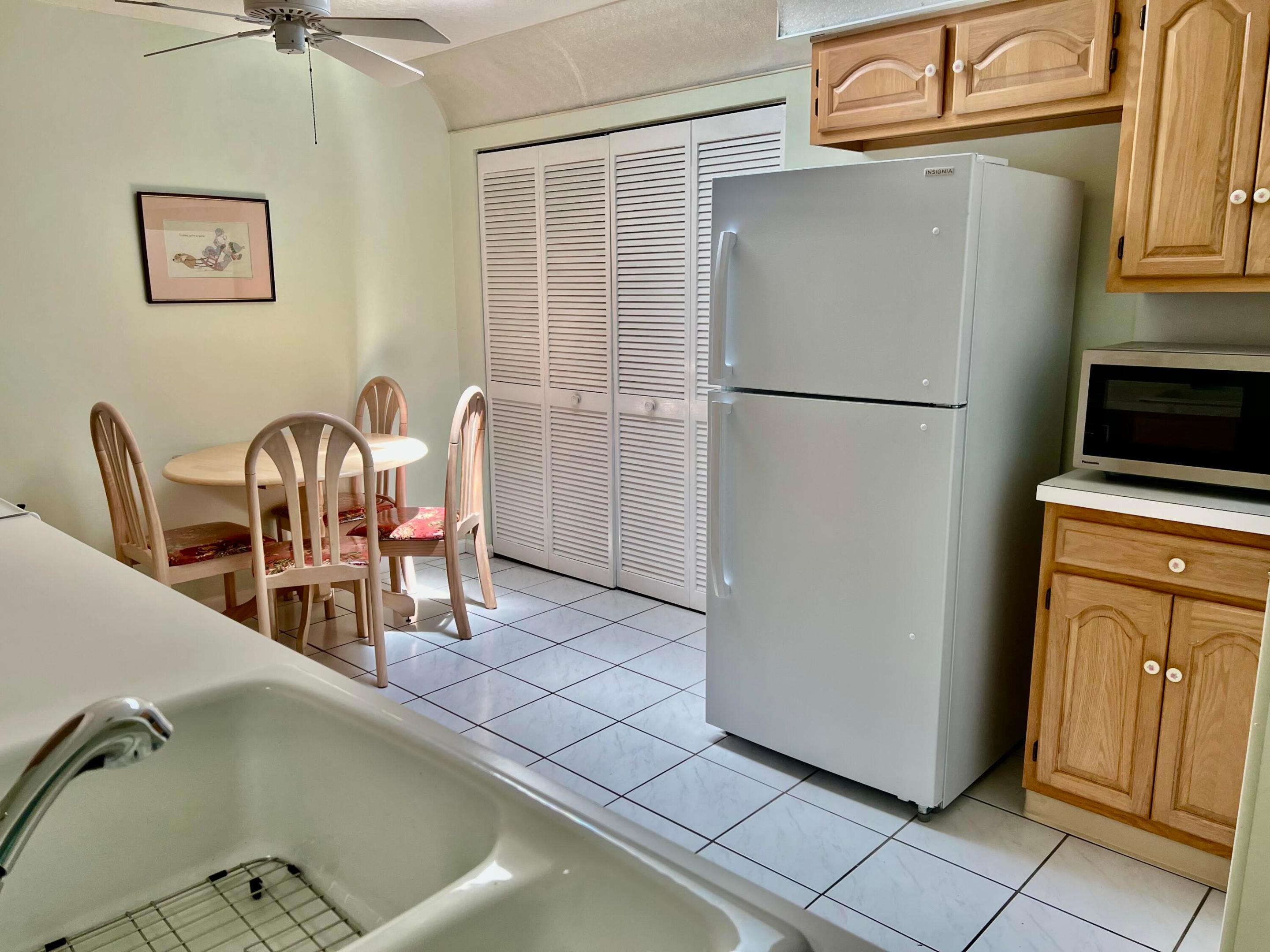 CYPRESS GLEN TOWNHOMES CONDO - Residential