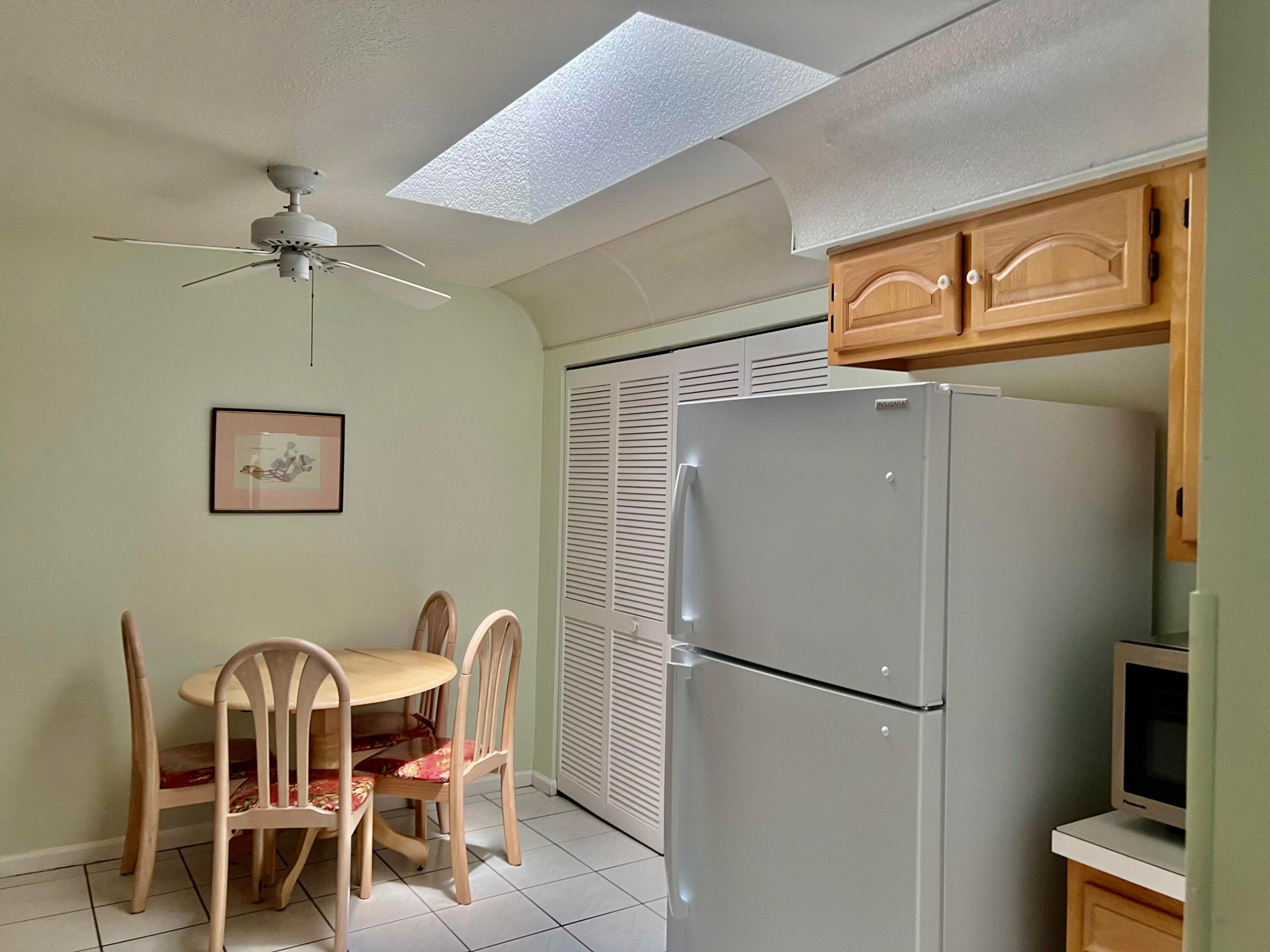 CYPRESS GLEN TOWNHOMES CONDO - Residential