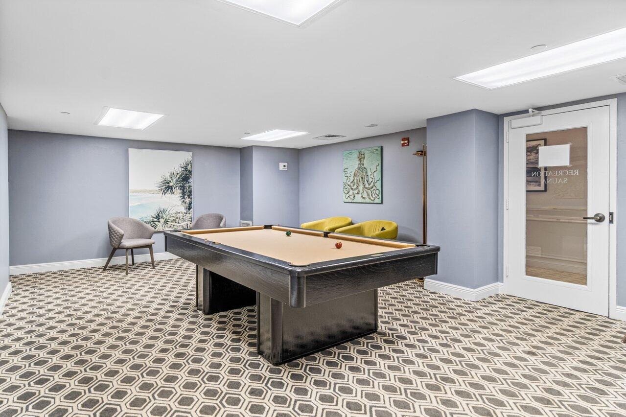 BRAEMAR ISLE CONDO - Residential