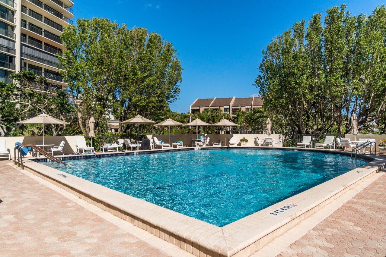 BRAEMAR ISLE CONDO - Residential
