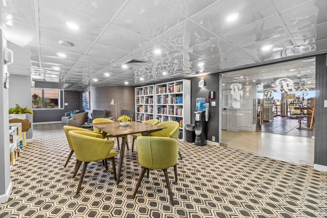 BRAEMAR ISLE CONDO - Residential