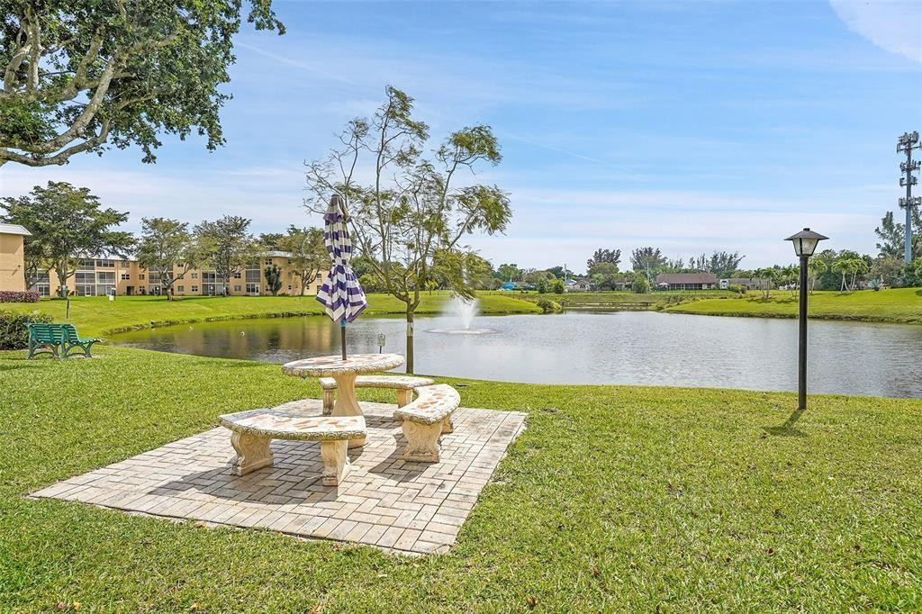 SANDALFOOT SOUTH ONE CONDO PT OF LTS 12, 33 AND 34 - Residential