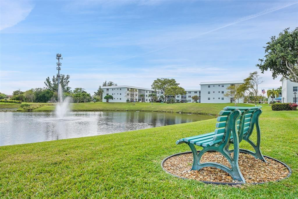 SANDALFOOT SOUTH ONE CONDO PT OF LTS 12, 33 AND 34 - Residential