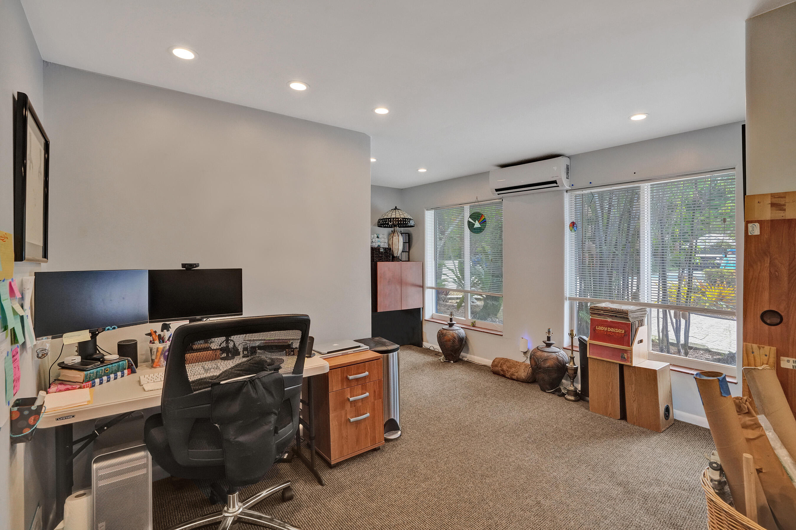 LAUDERDALE PARK 6-33 1/2 - Residential