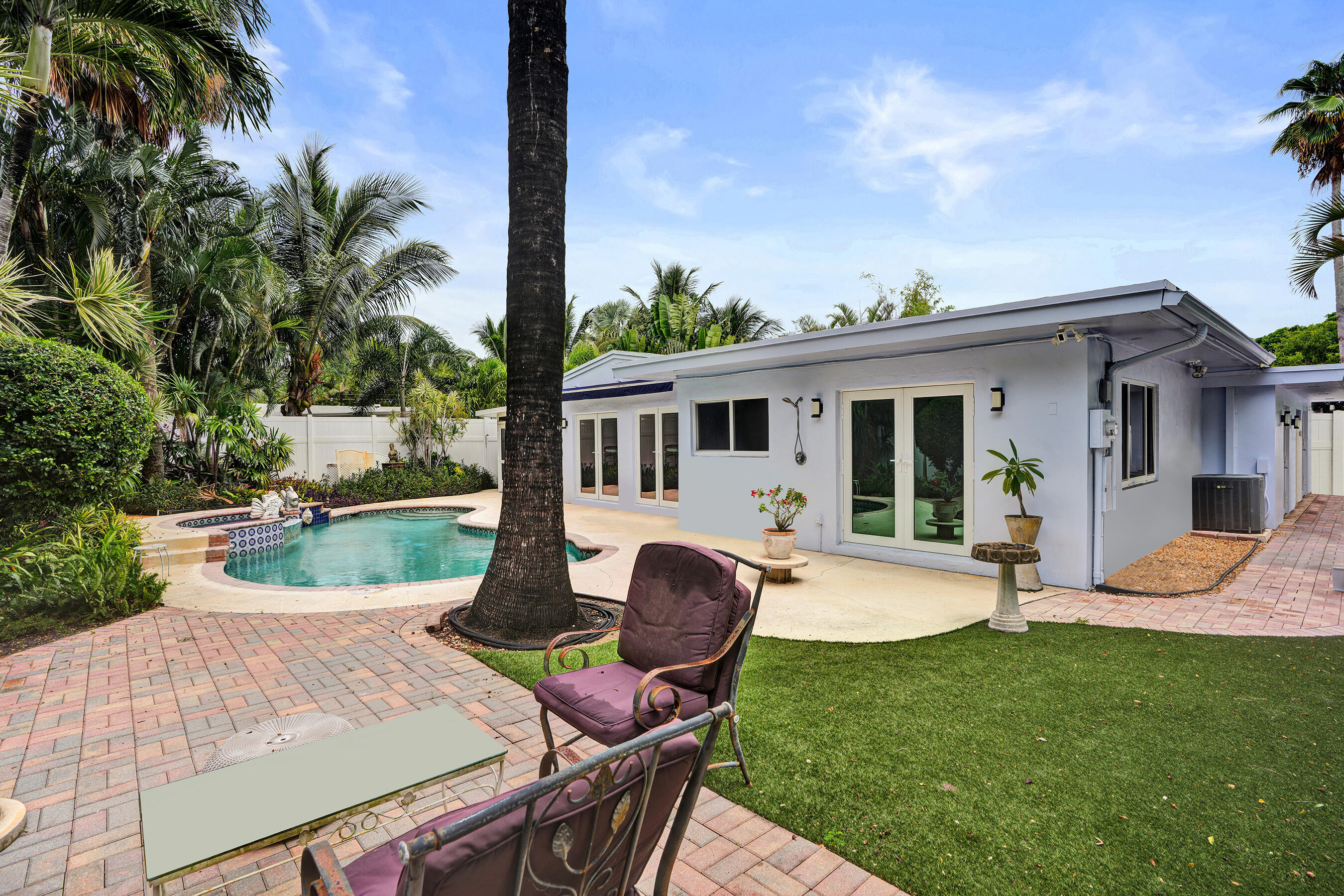 LAUDERDALE PARK 6-33 1/2 - Residential