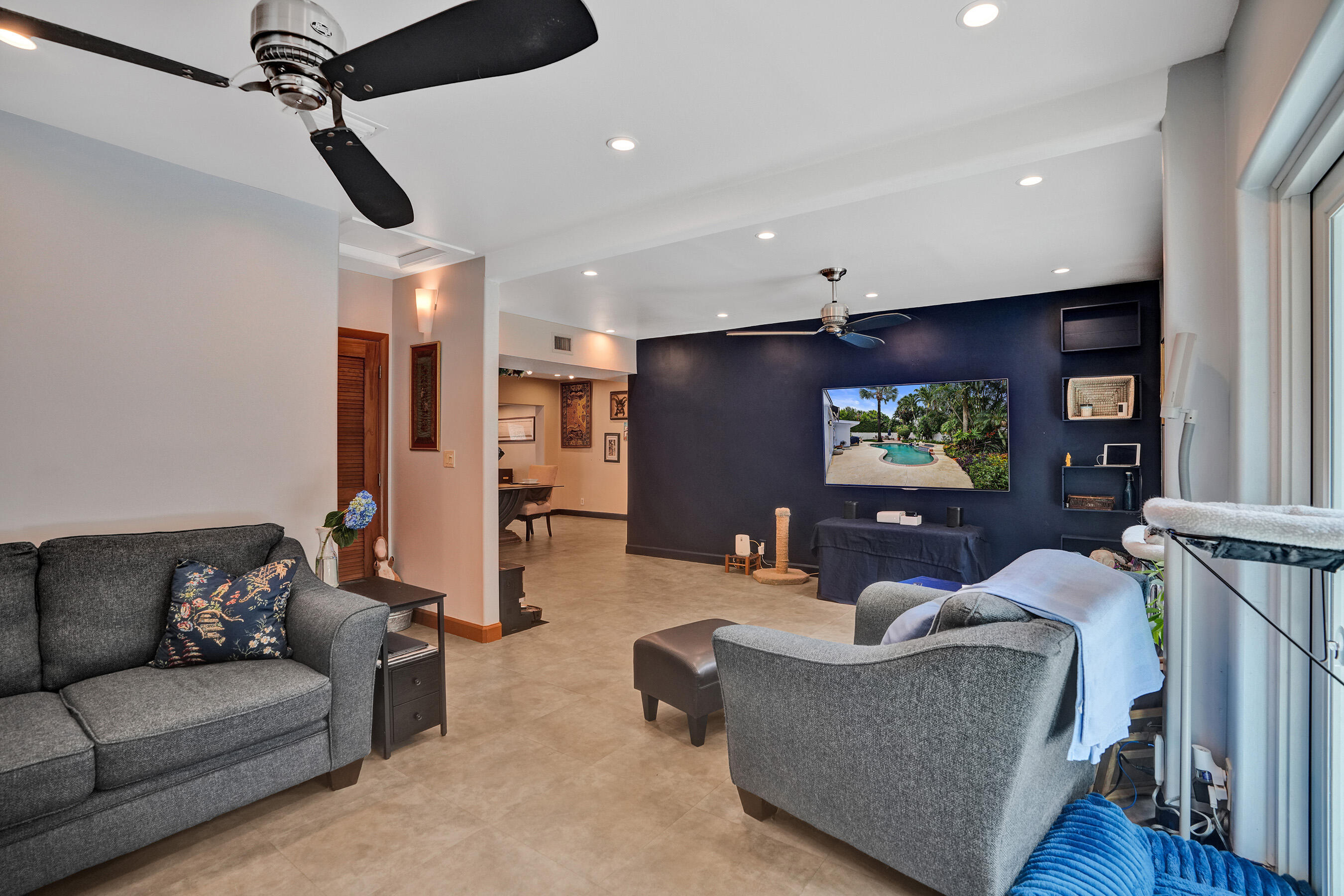 LAUDERDALE PARK 6-33 1/2 - Residential