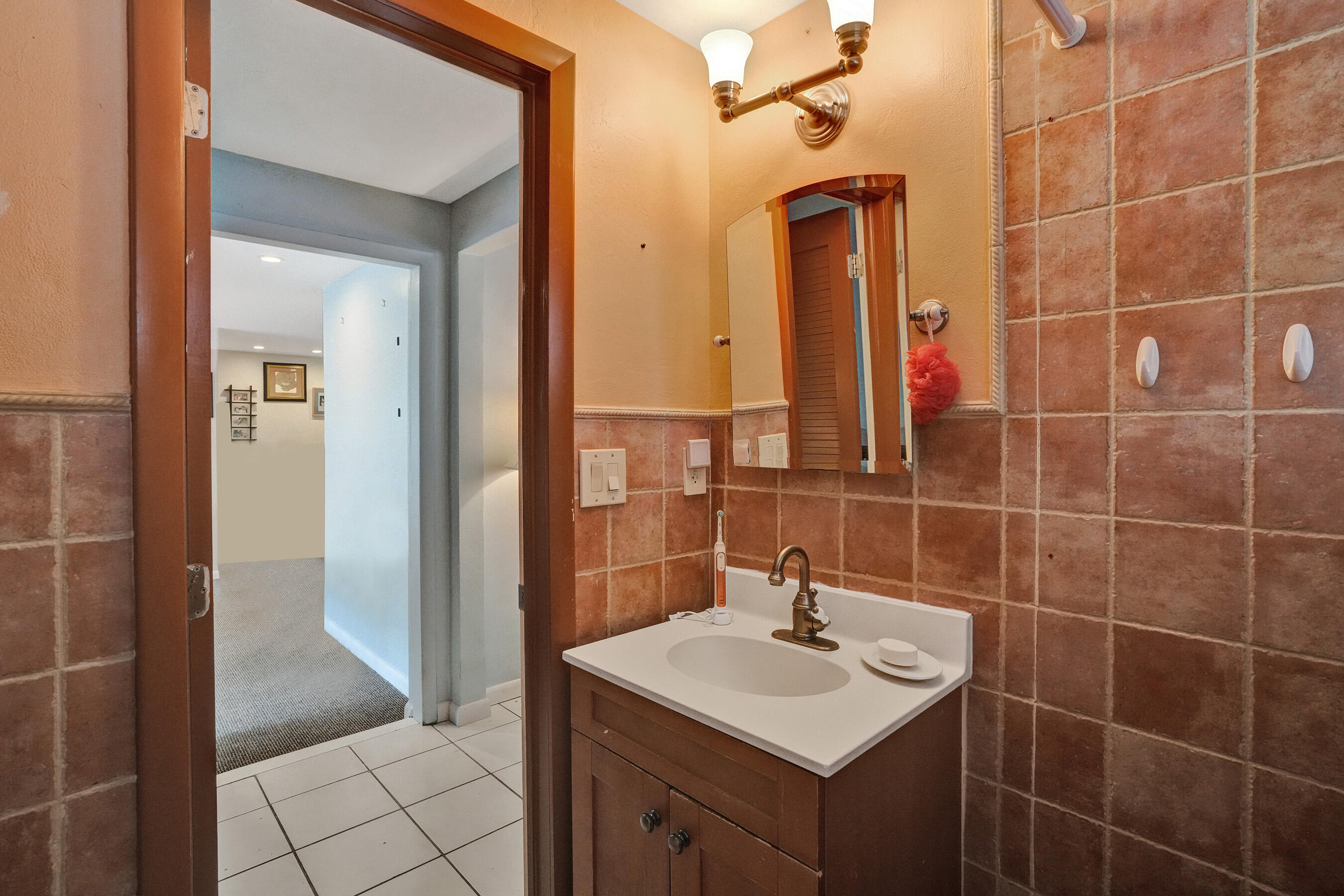 LAUDERDALE PARK 6-33 1/2 - Residential
