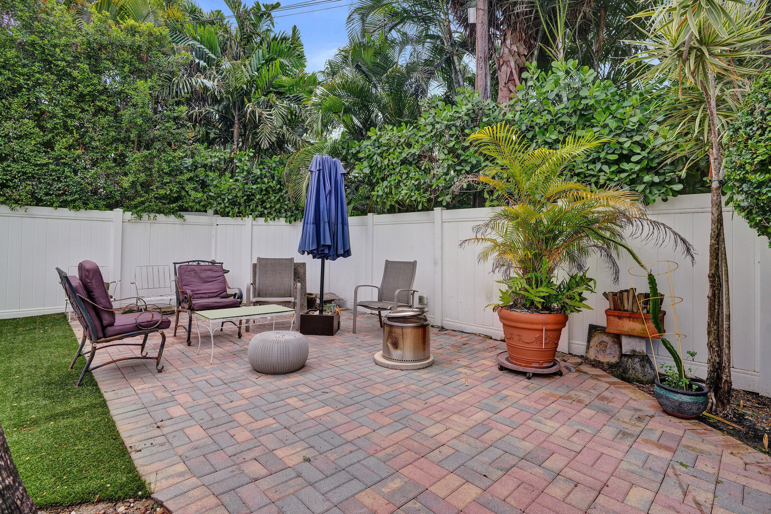 LAUDERDALE PARK 6-33 1/2 - Residential