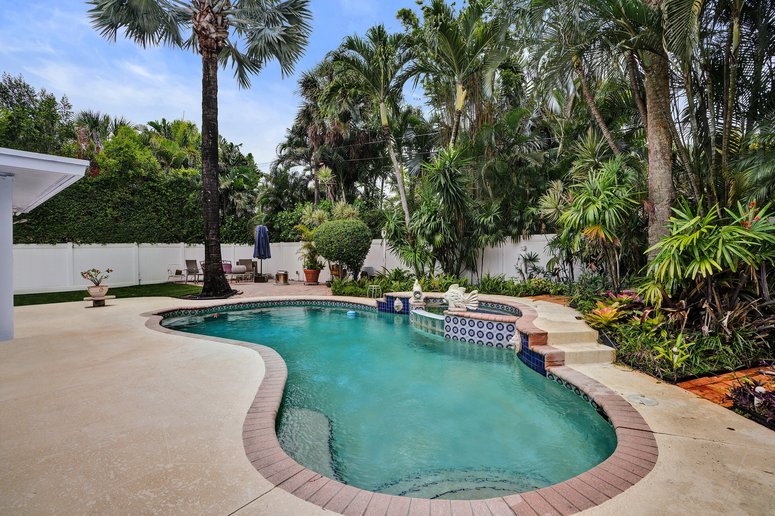 LAUDERDALE PARK 6-33 1/2 - Residential