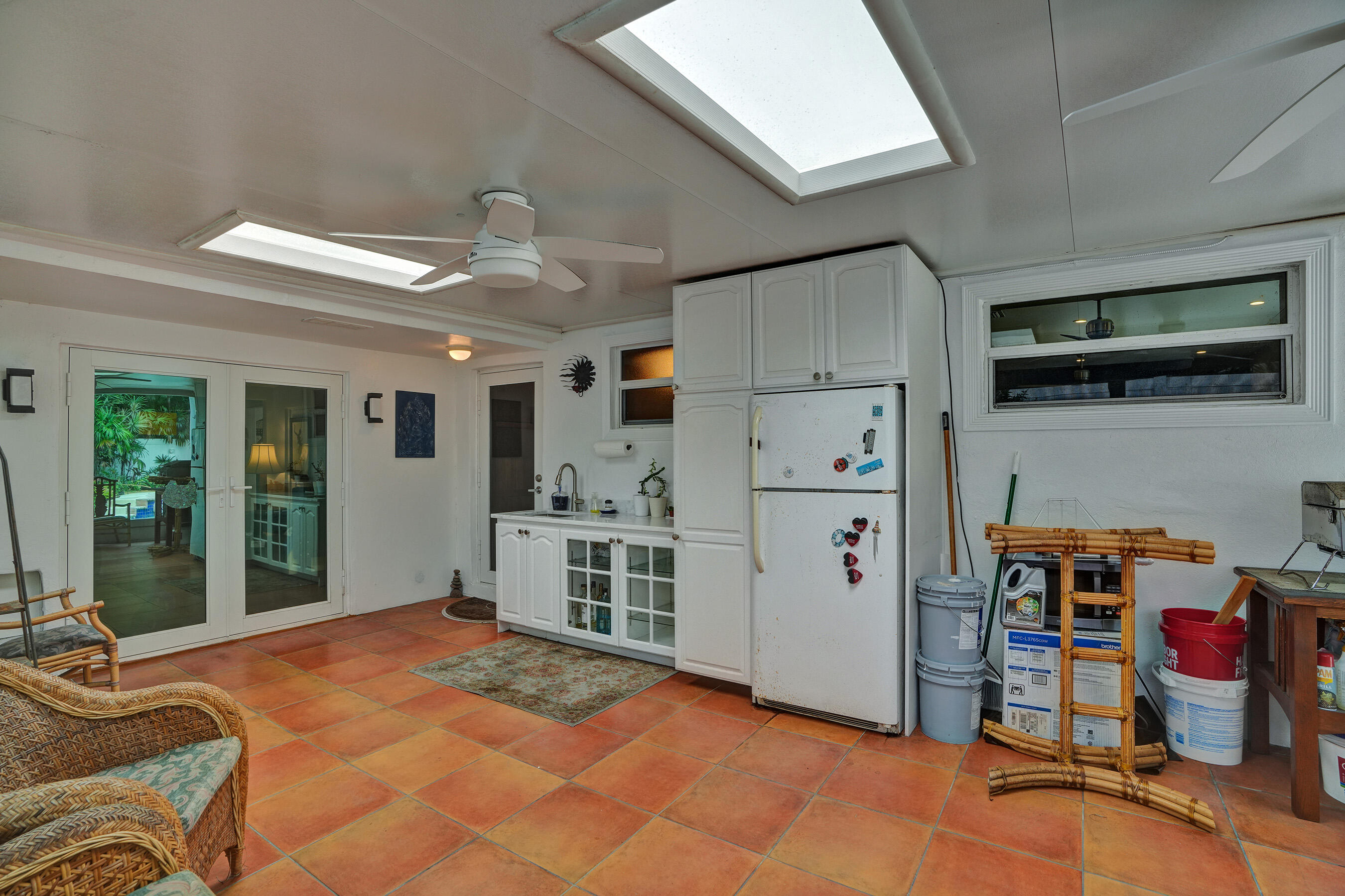 LAUDERDALE PARK 6-33 1/2 - Residential