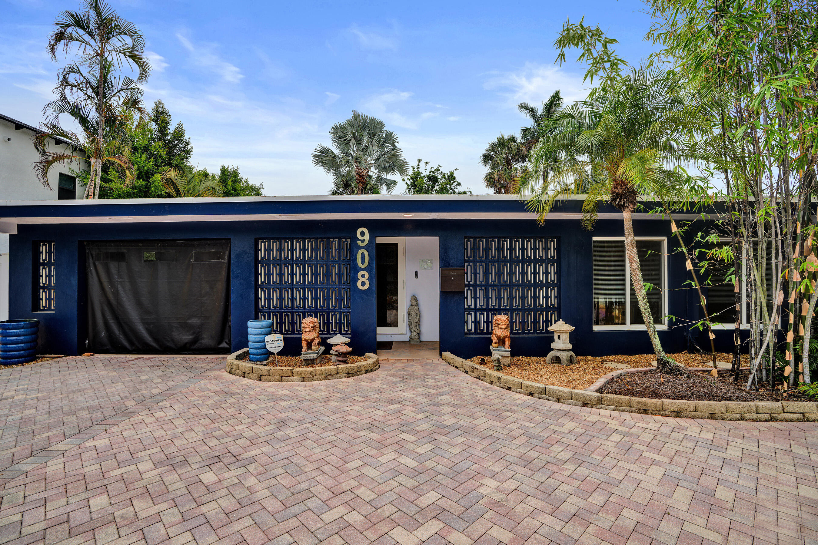 LAUDERDALE PARK 6-33 1/2 - Residential