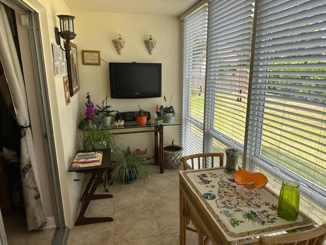 ORIOLE GARDENS TWO - Residential