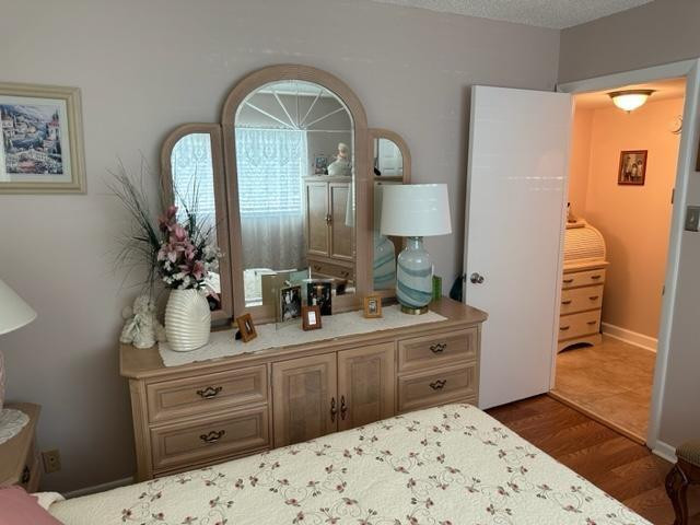 ORIOLE GARDENS TWO - Residential