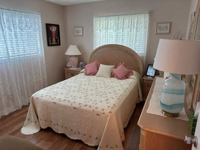 ORIOLE GARDENS TWO - Residential