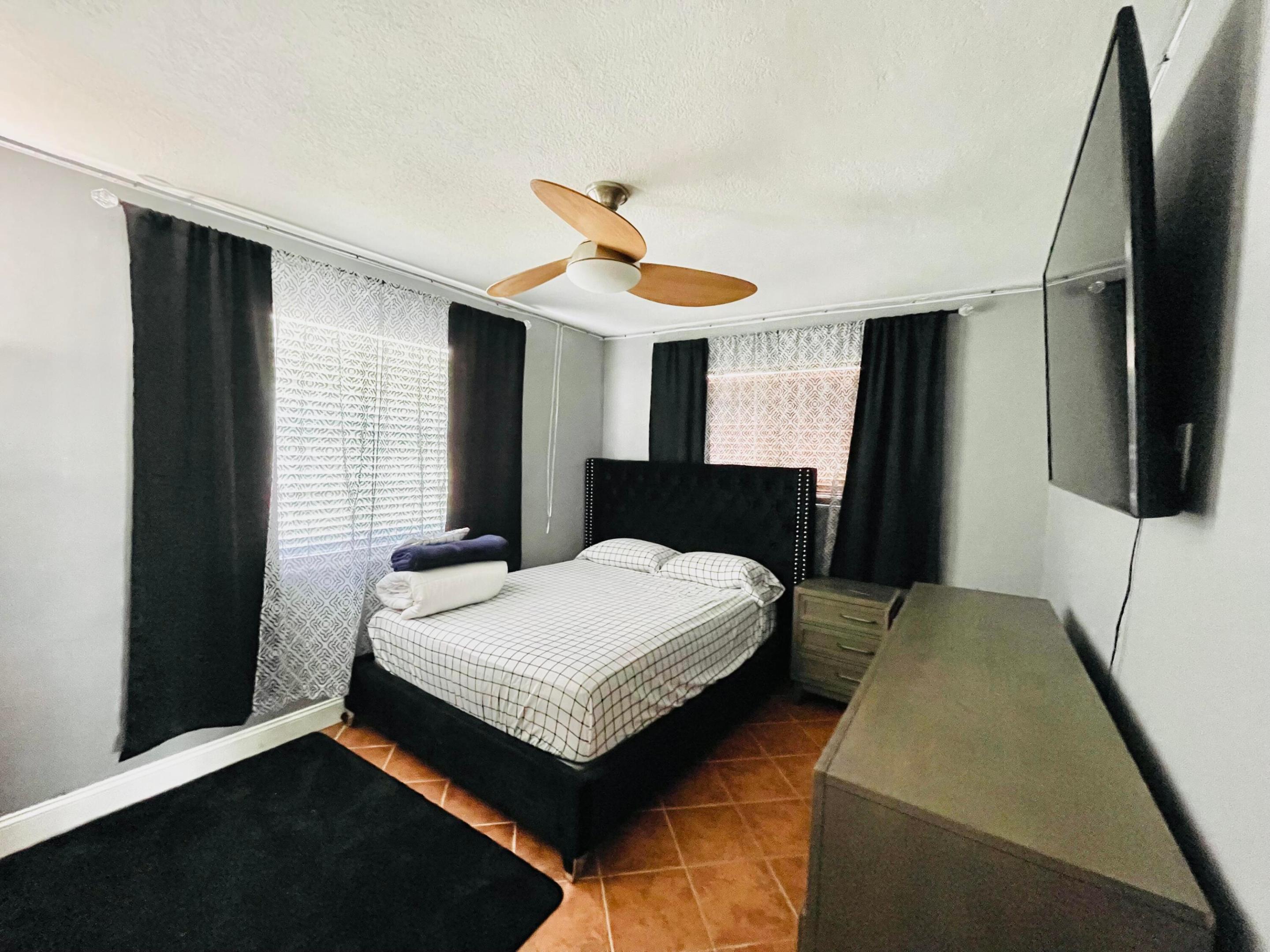 CORAL RIDGE ISLES - Residential