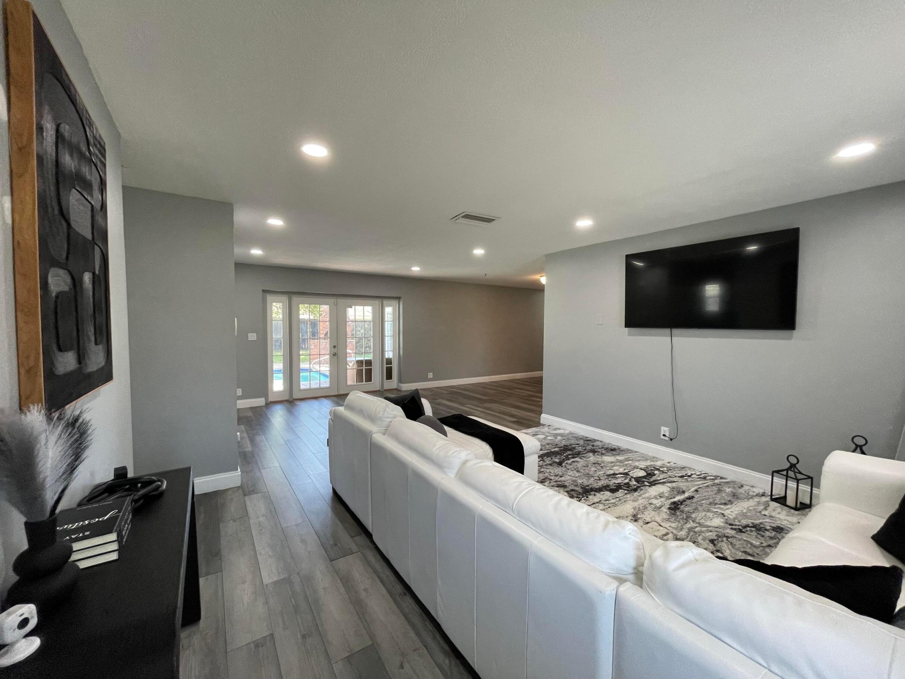 CORAL RIDGE ISLES - Residential
