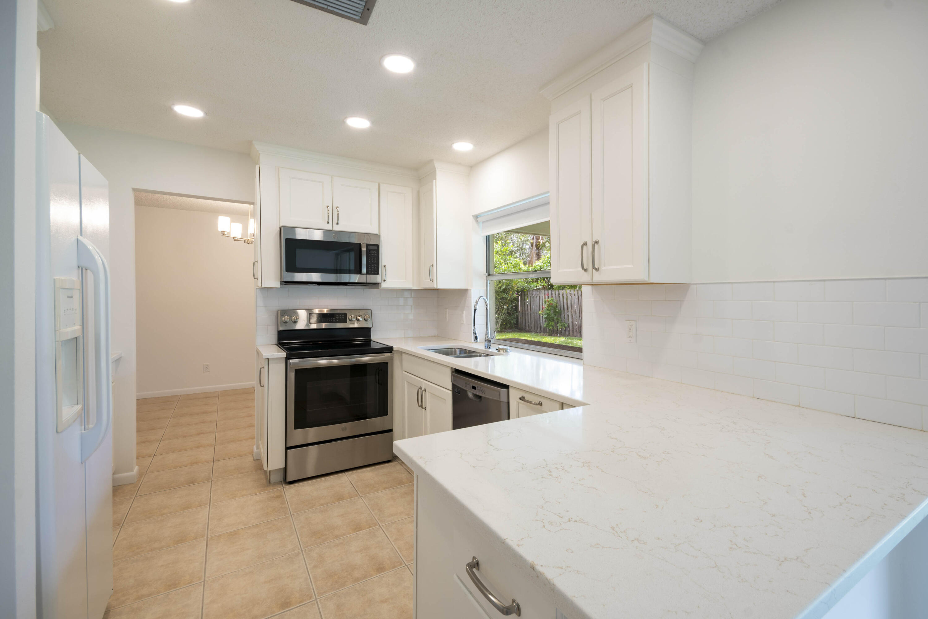 Palm Point - Residential
