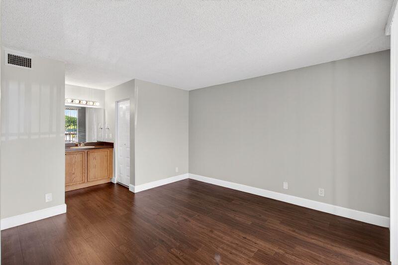 CLEAR LAKE CLUB CONDO - Residential Lease