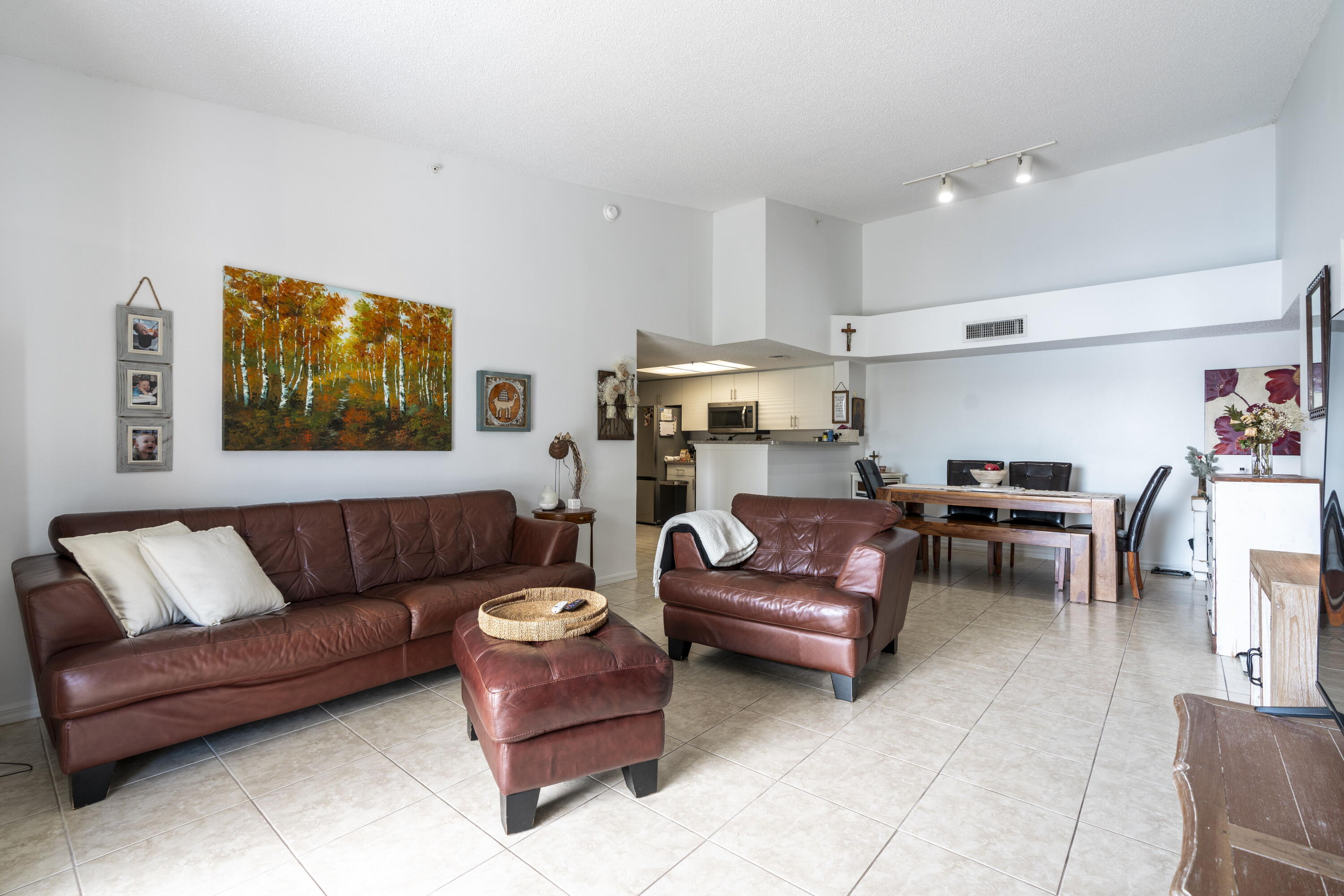EVERGREEN LAKES CONDO - Residential
