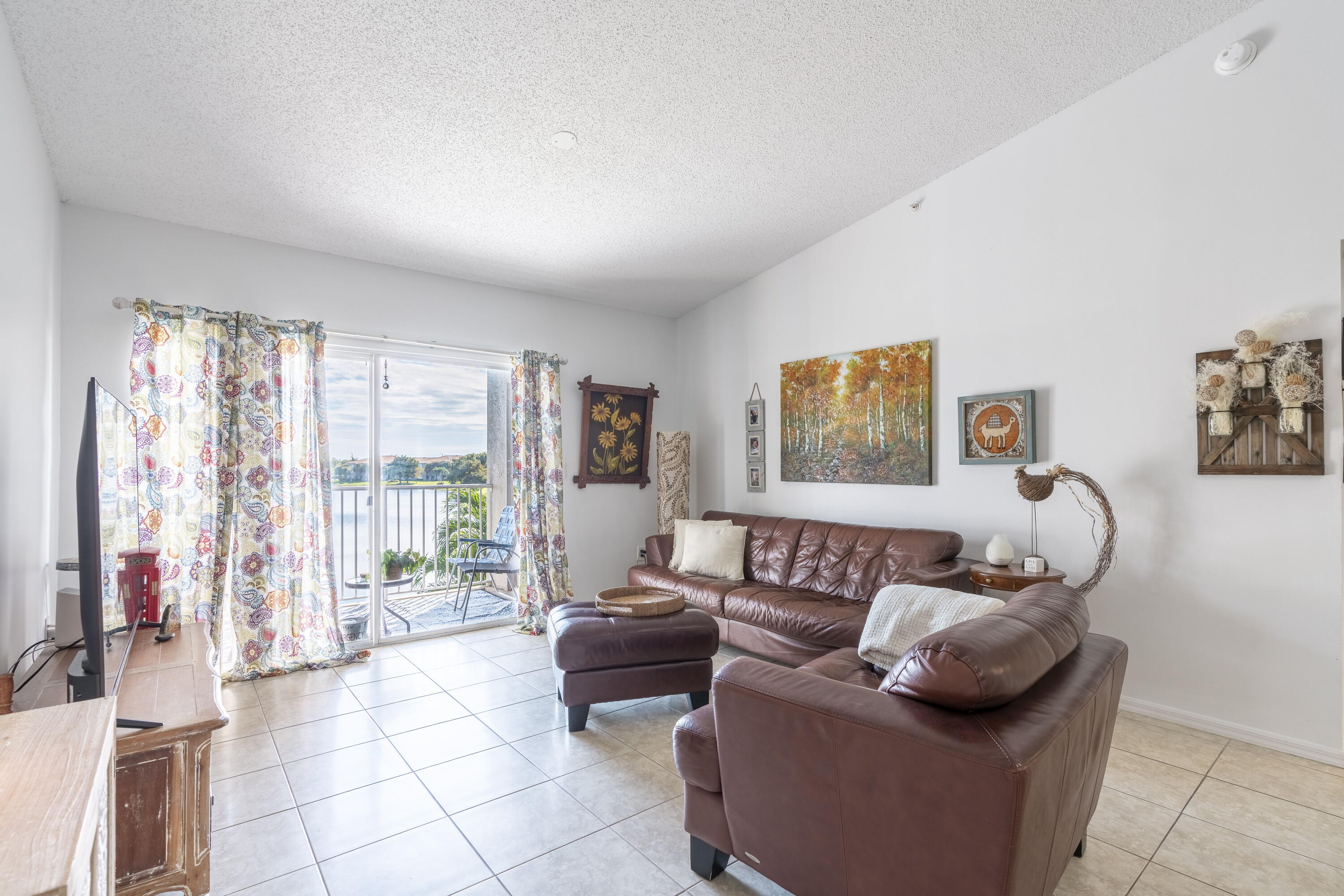 EVERGREEN LAKES CONDO - Residential