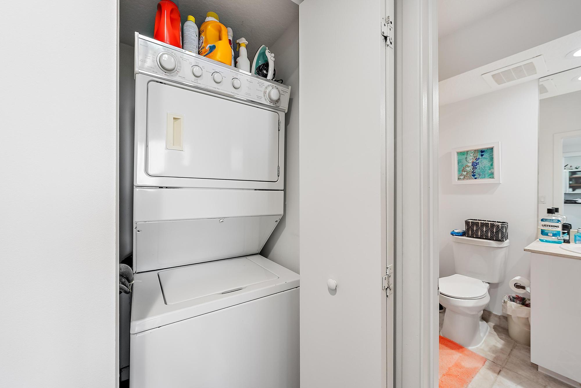 SLADE CONDO - Residential