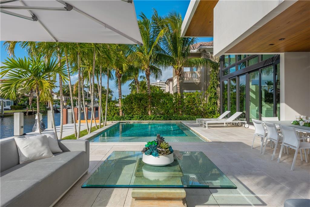 Riviera 6-17 B - Residential