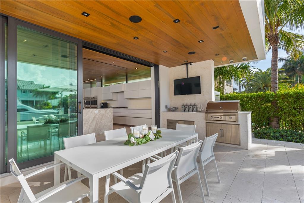 Riviera 6-17 B - Residential