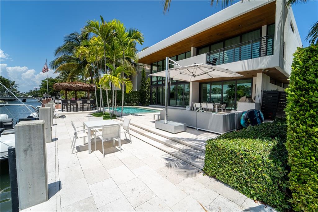 Riviera 6-17 B - Residential