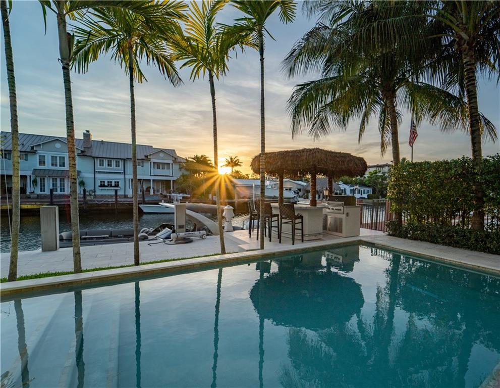 Riviera 6-17 B - Residential