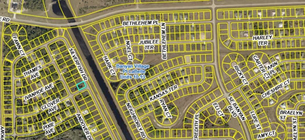 PORT LABELLE UNIT 12 - Land