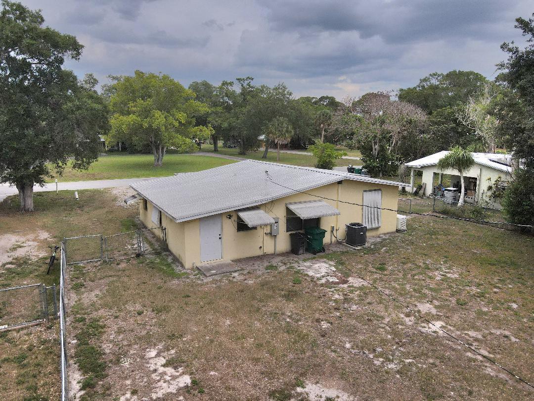 BET-HER ACRES - Residential
