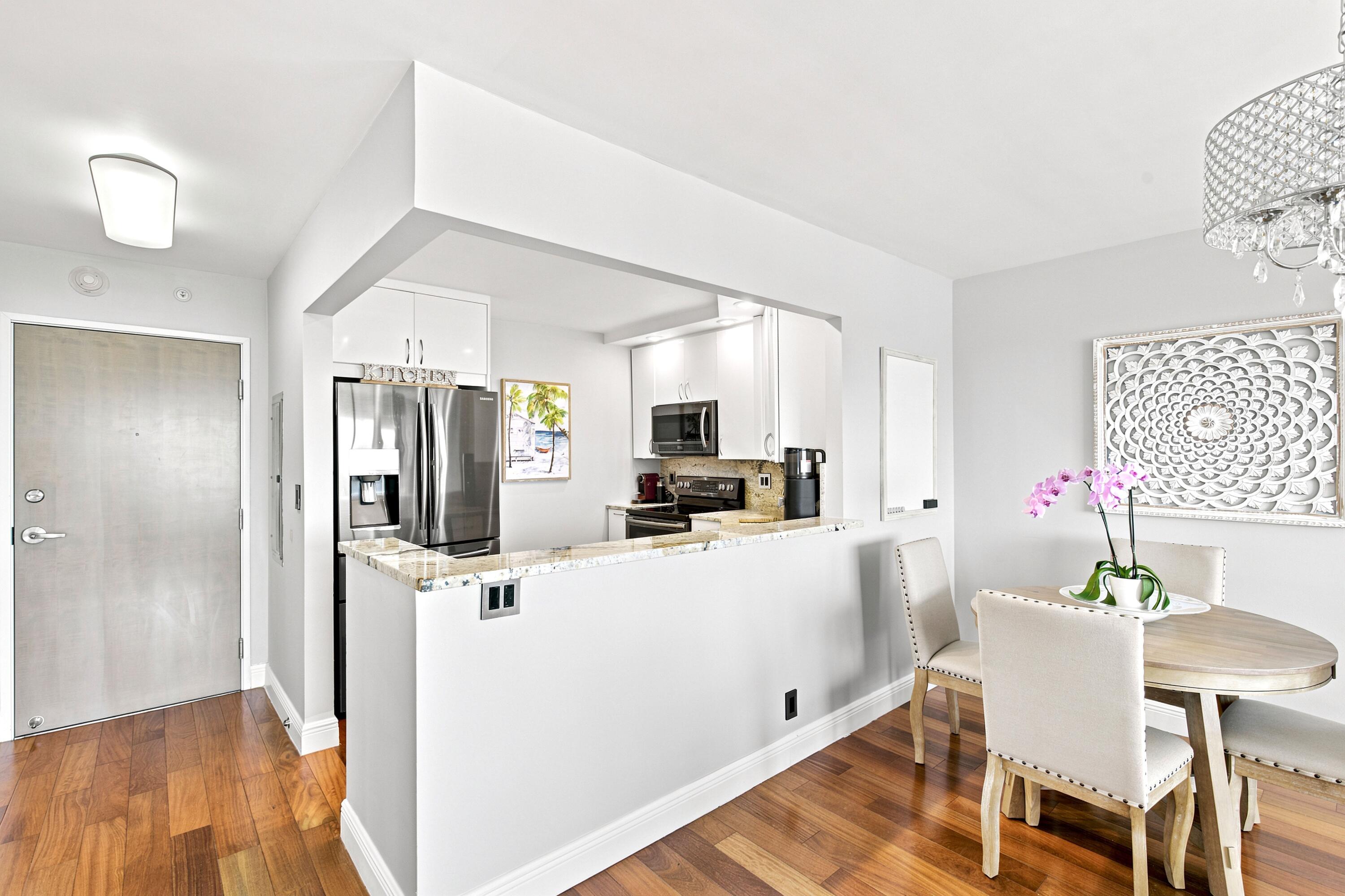 ESSEX TOWER CONDO - Residential