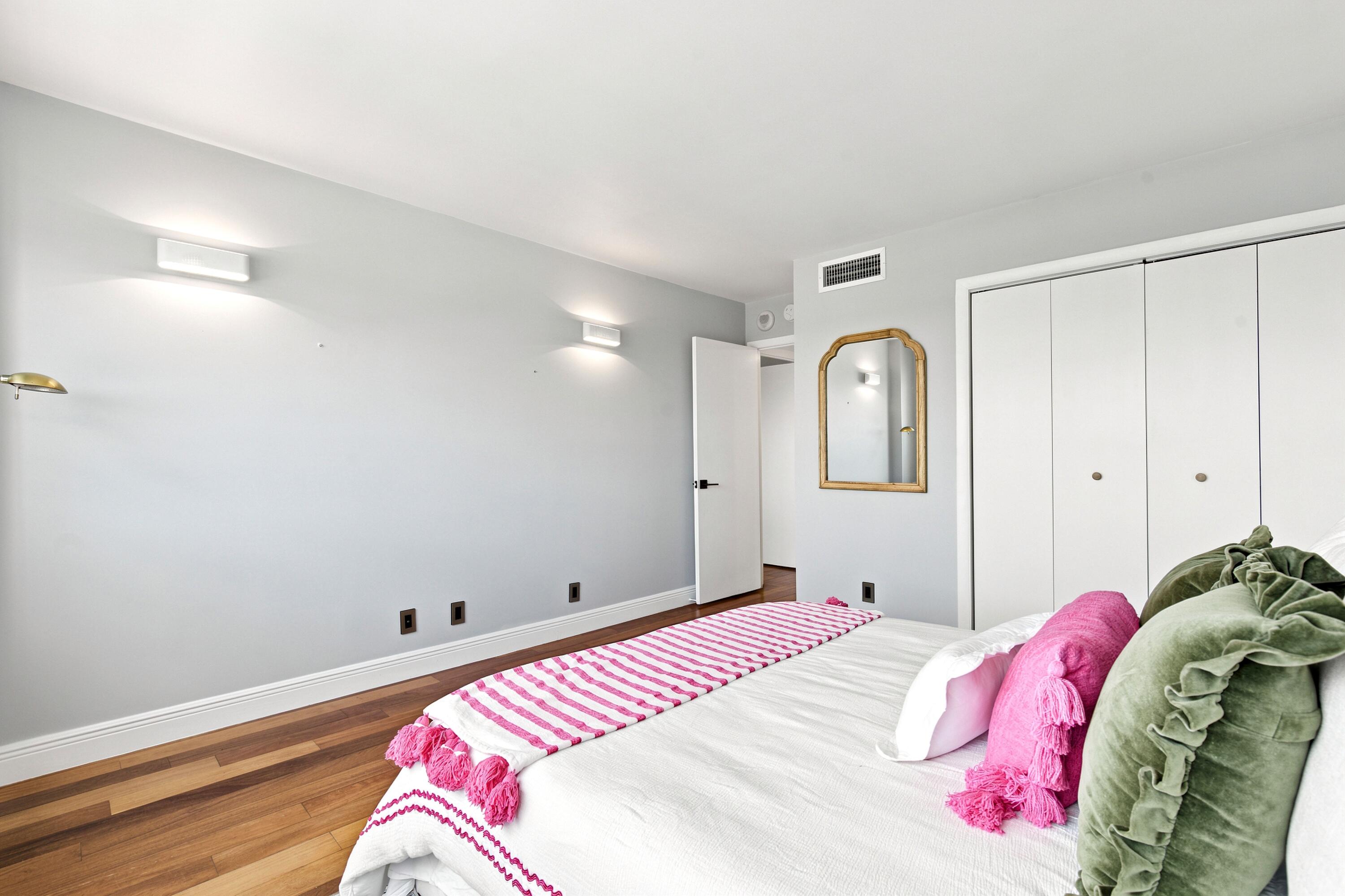 ESSEX TOWER CONDO - Residential