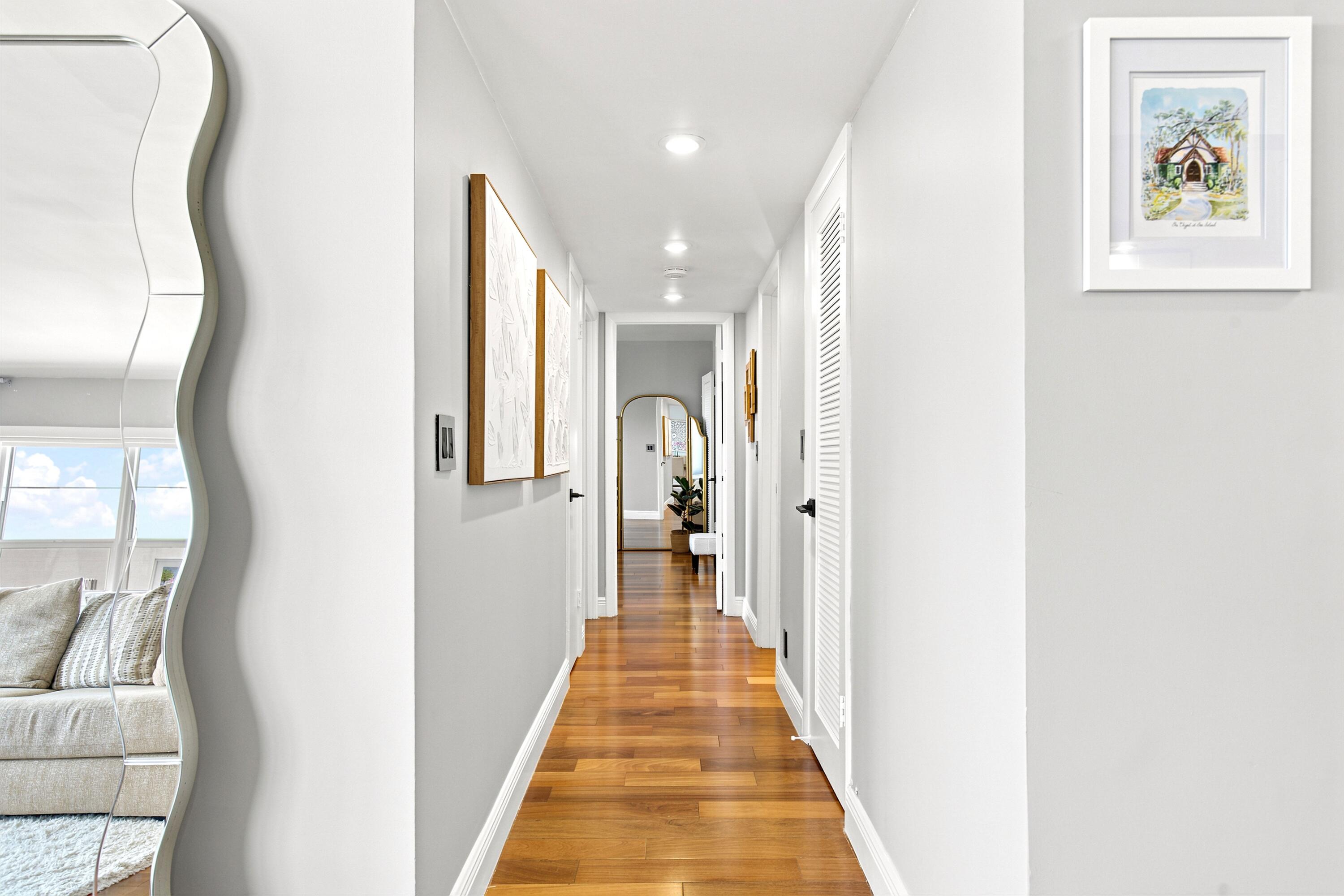 ESSEX TOWER CONDO - Residential
