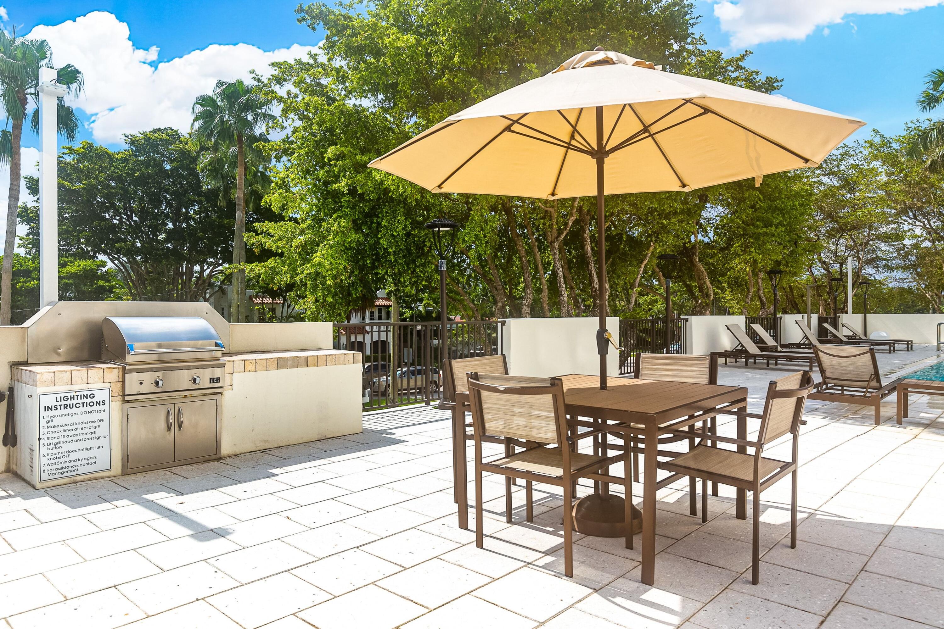 ESSEX TOWER CONDO - Residential