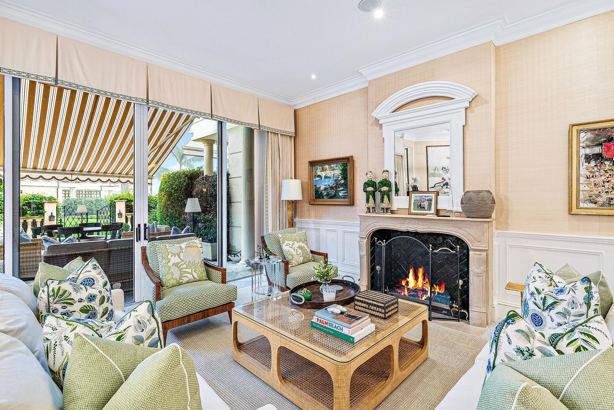 VILLA PLATI TOWNHOMES - Residential