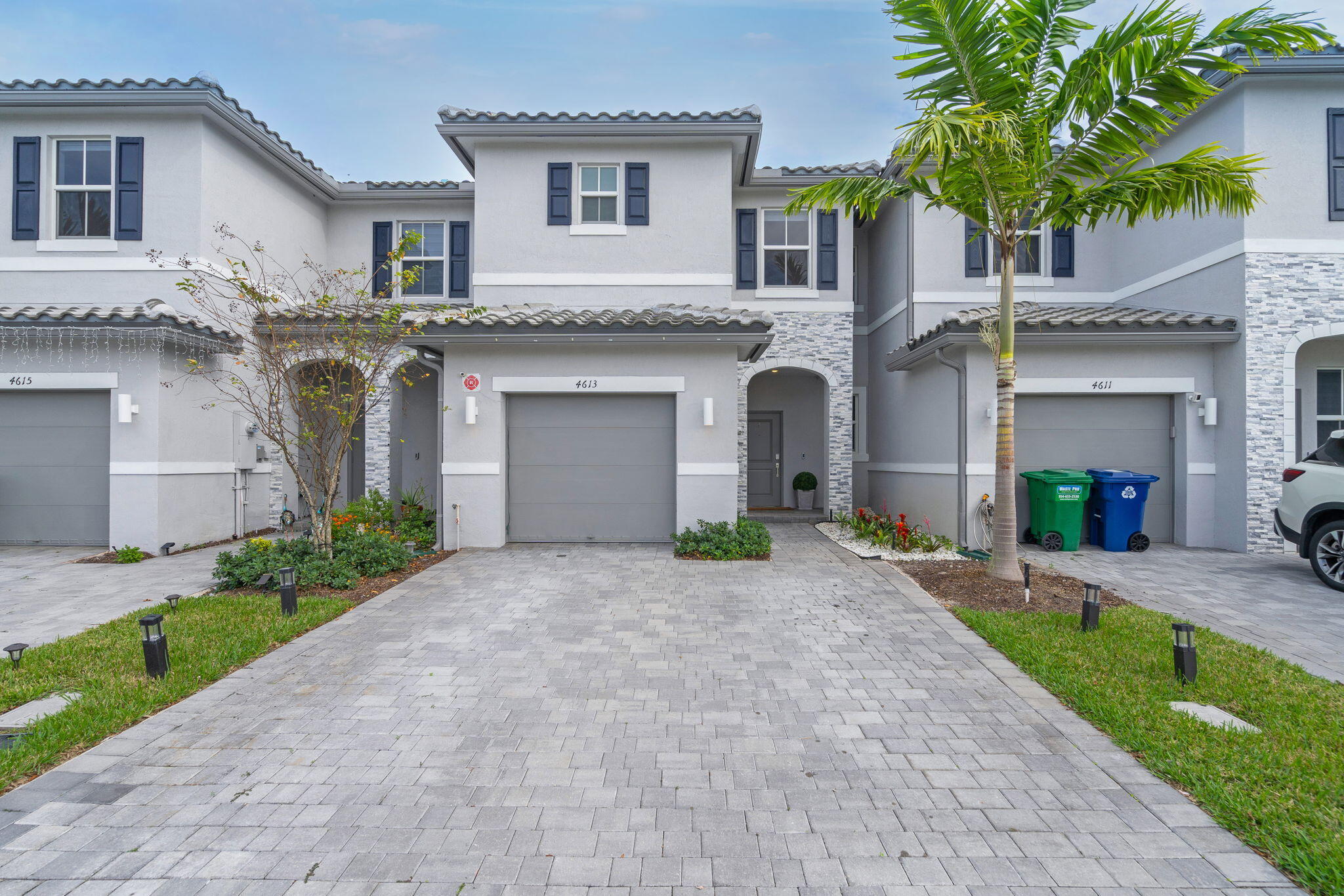 WINDSOR SQUARE - Residential