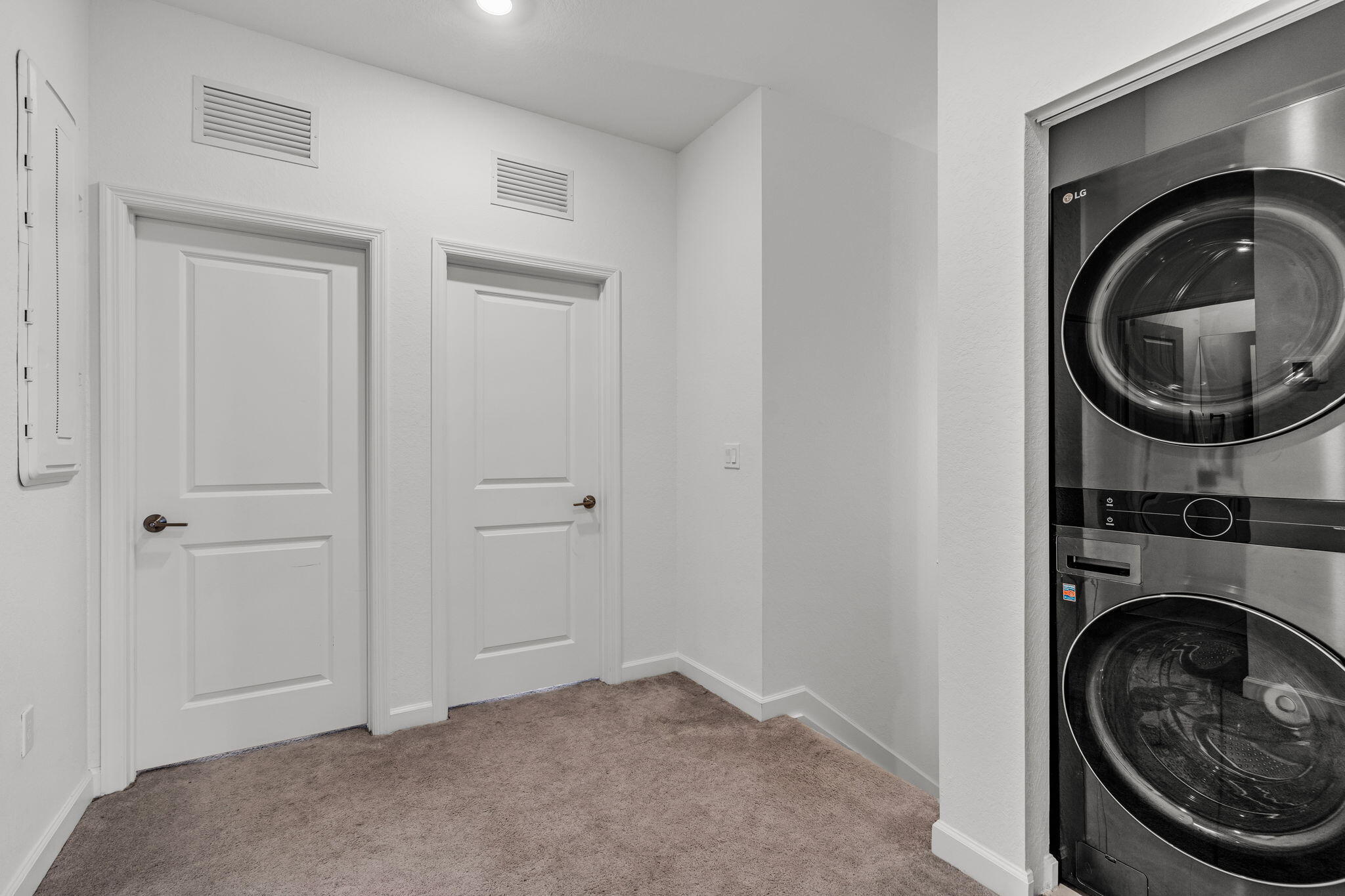 WINDSOR SQUARE - Residential
