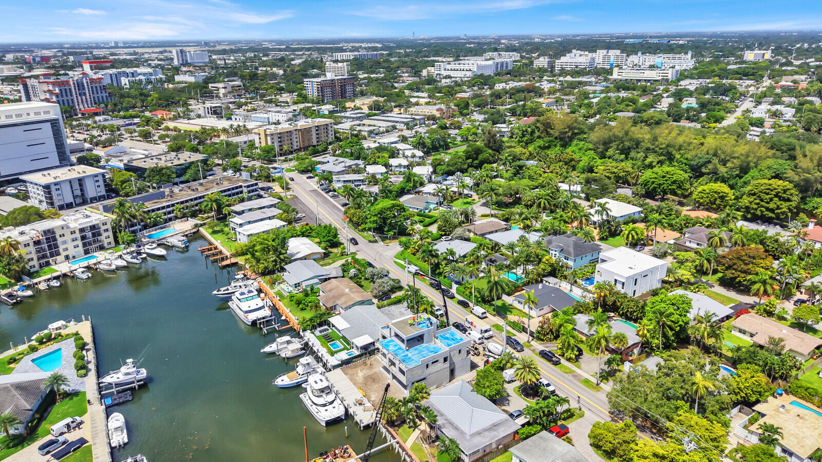 LAUDERDALE HARBORS - Residential