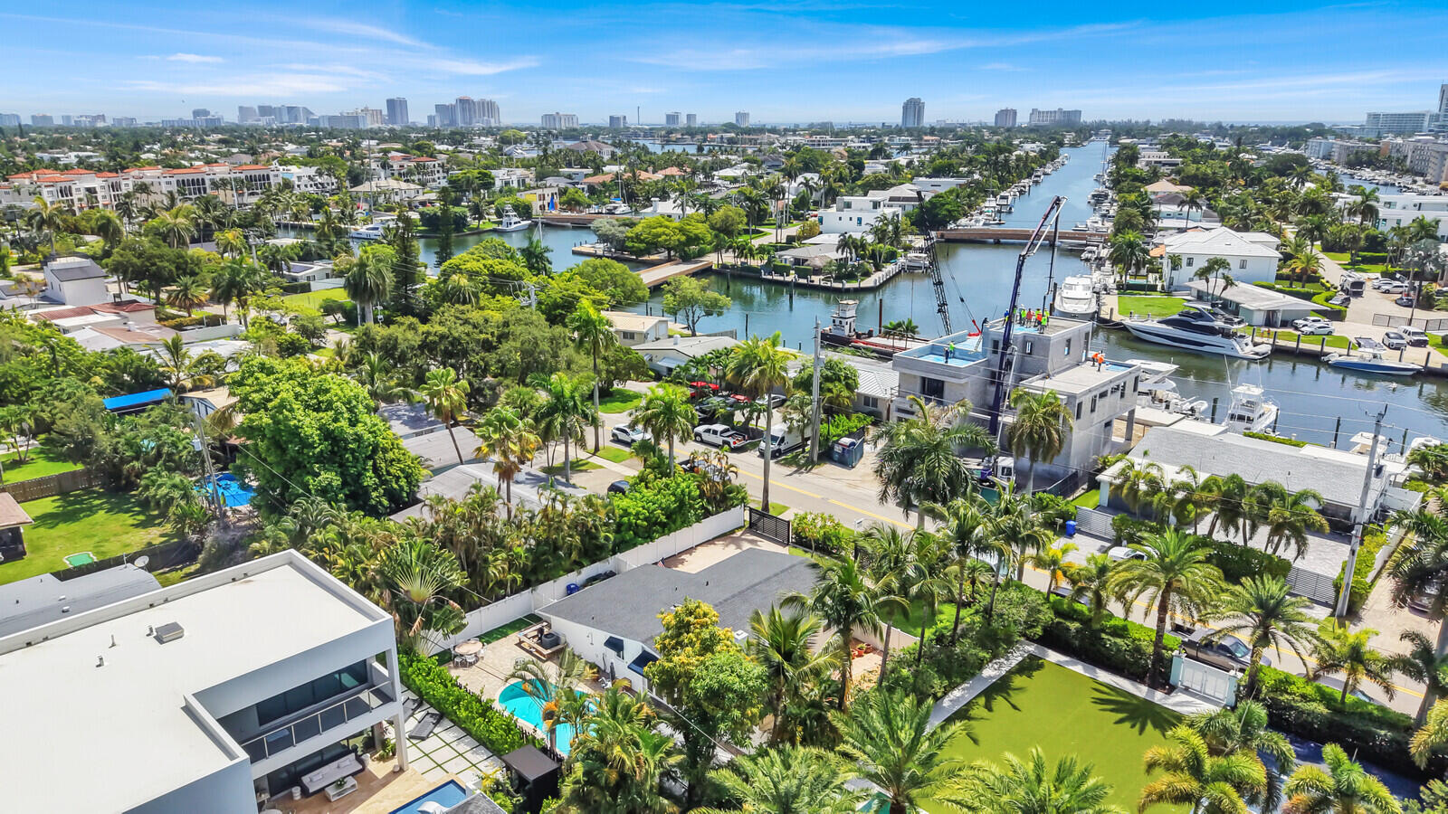 LAUDERDALE HARBORS - Residential