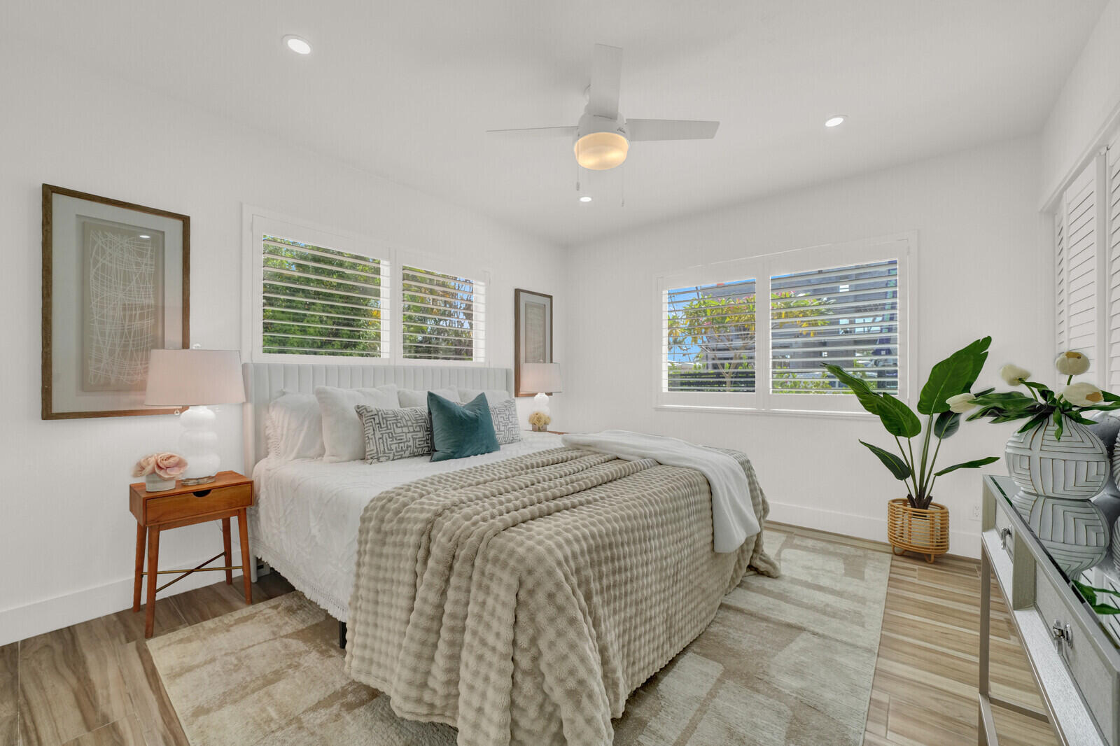 LAUDERDALE HARBORS - Residential