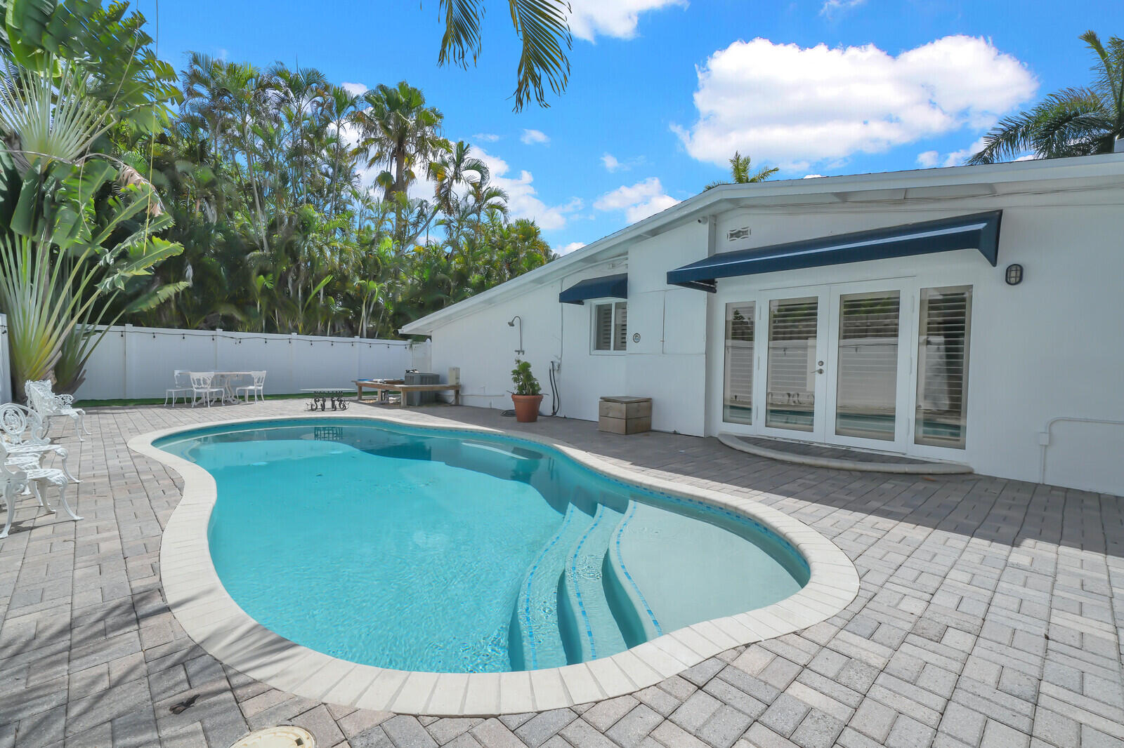 LAUDERDALE HARBORS - Residential