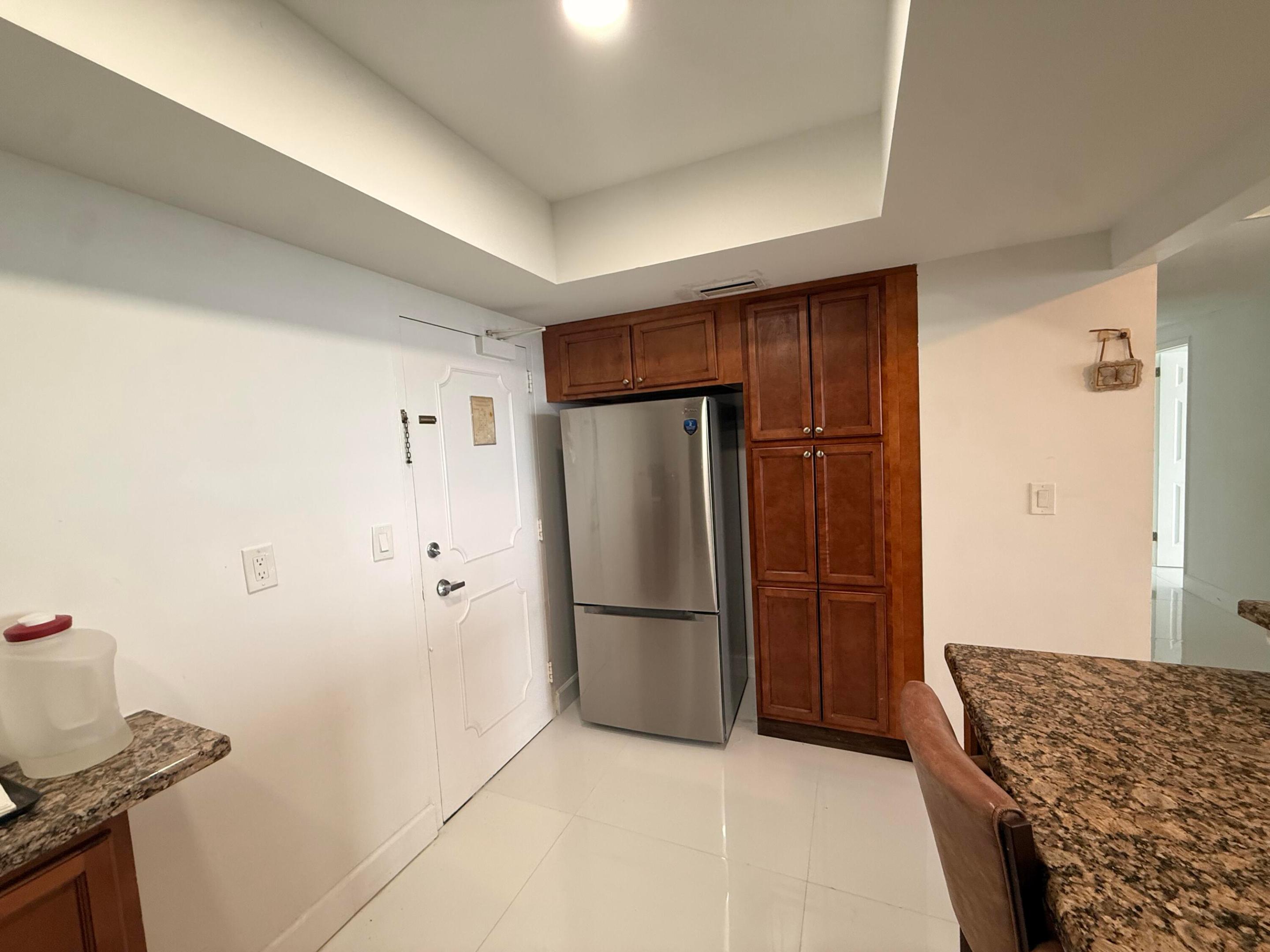 GALT OCEAN CLUB CONDO - Residential
