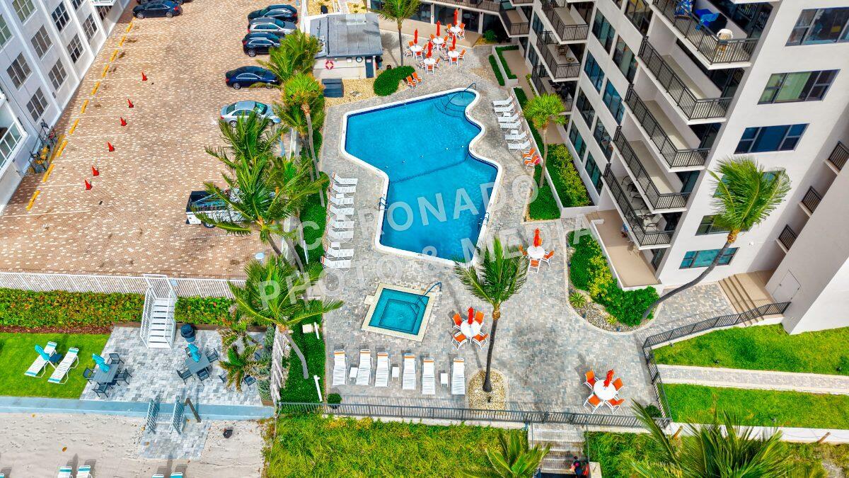 GALT OCEAN CLUB CONDO - Residential