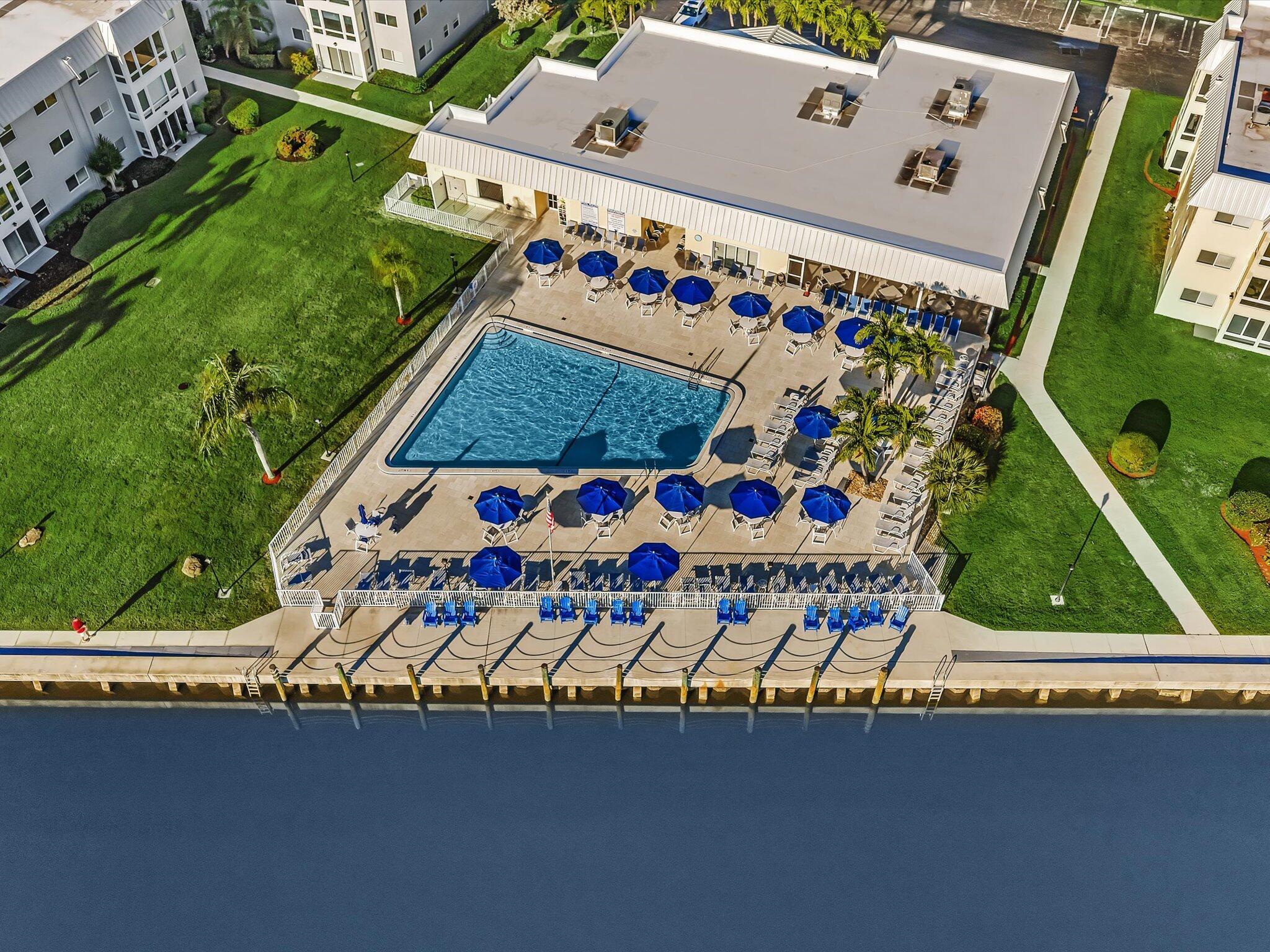 COLONIAL CLUB CONDO SEC 2 - Residential