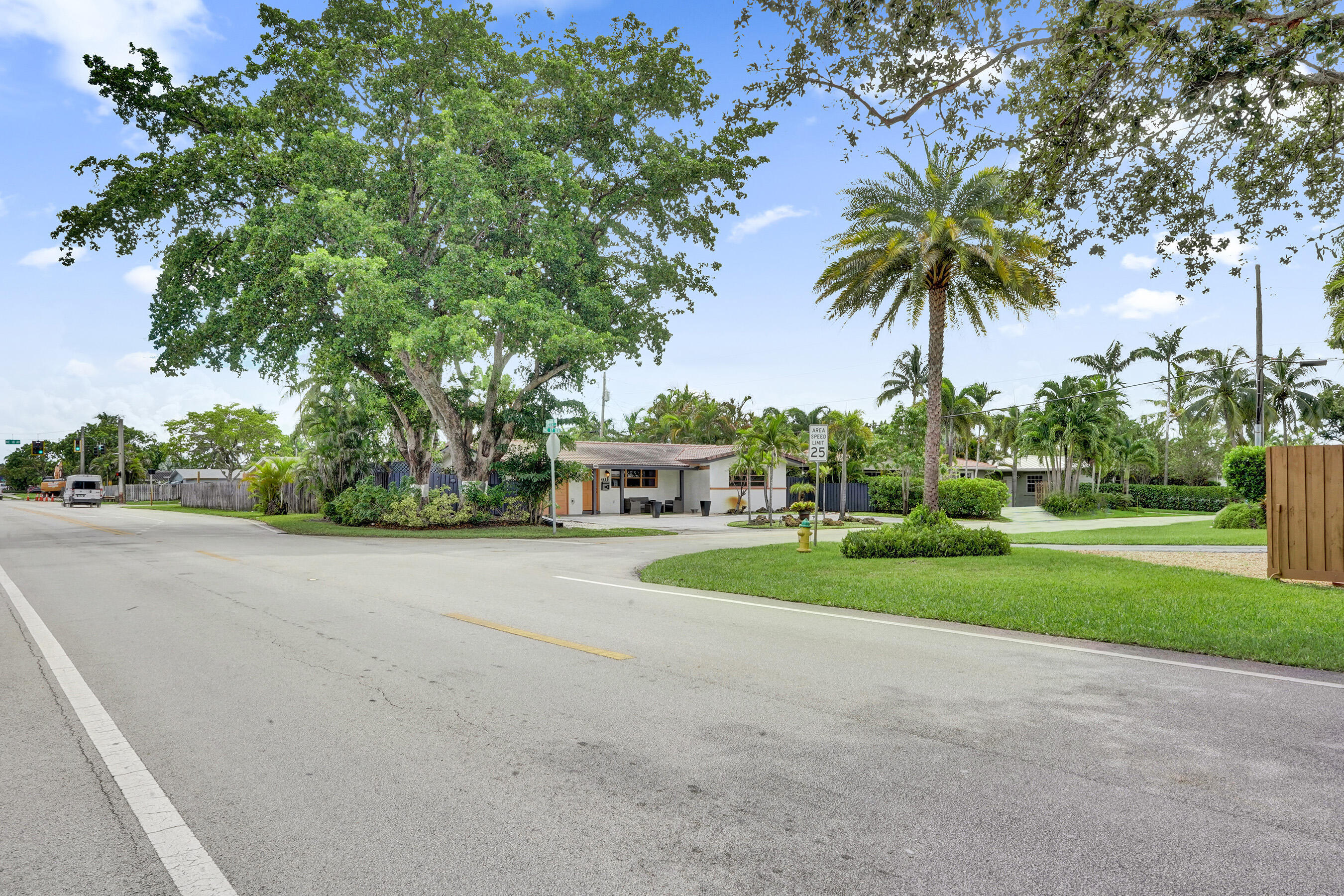 CORAL HEIGHTS SEC ONE - Residential